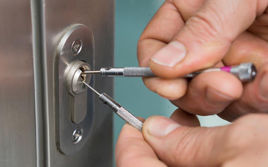 ouvrir une porte Blicourt